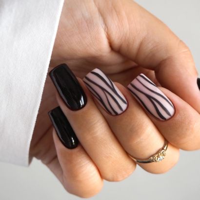 UV VARNISH 605 – WOMAN IN BLACK - Esmalte híbrido UV/LED, negro profundo clásico, colección Essence