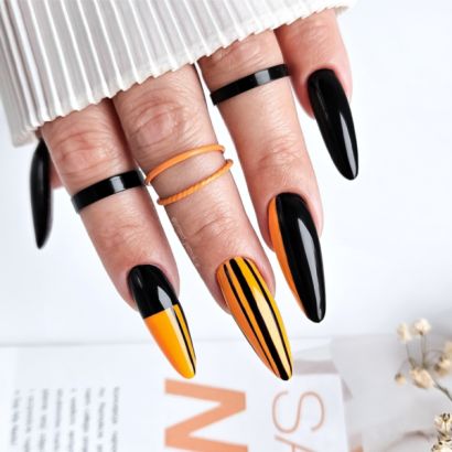 UV VARNISH 605 – WOMAN IN BLACK - Vernis hybride UV/LED, noir profond classique, collection Essence