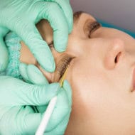 Formación Lifting, tinte y laminación de cejas y pestañas (en español)